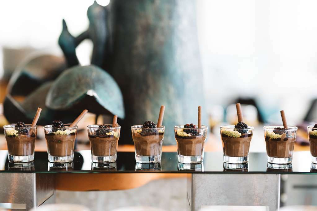 Symphony Style Hotel Kuwait Kuwait City Restaurant foto